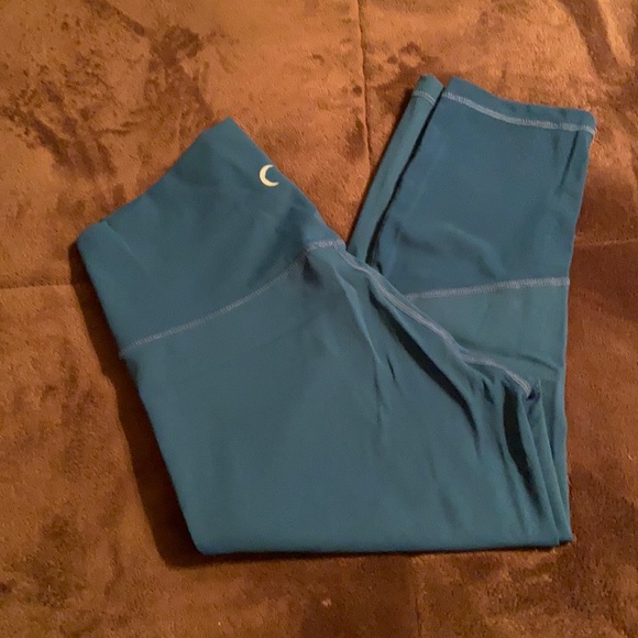 ZYIA size 6-8 Brilliant cropped high rise leggings - Picture 2 of 2